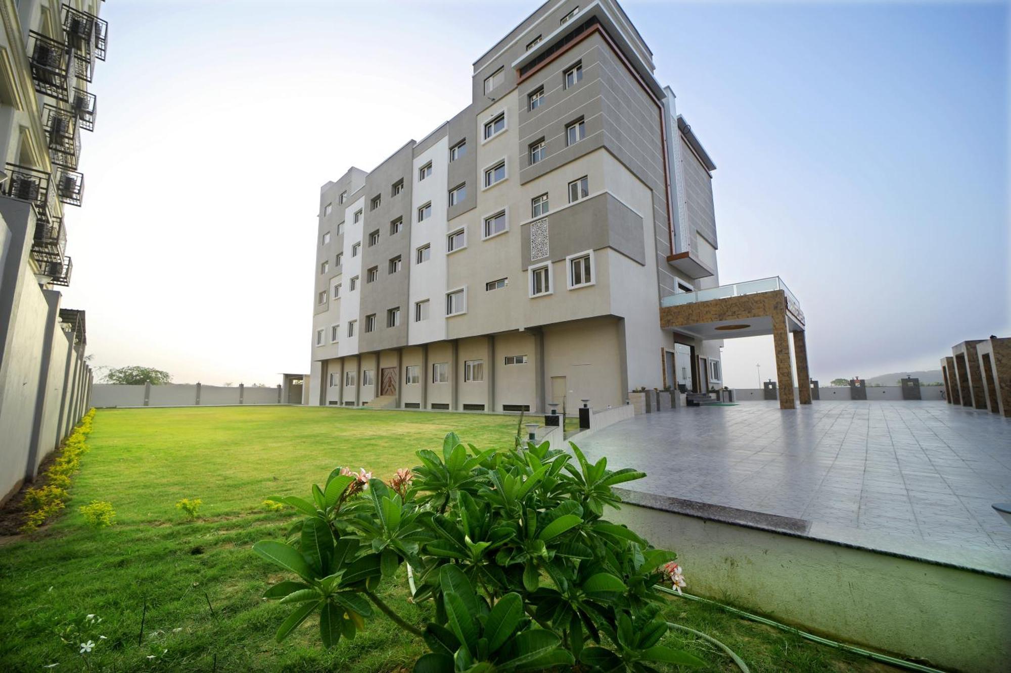 The Sky Imperial - Shahi Hotels & Resort Nathdwara Exterior photo